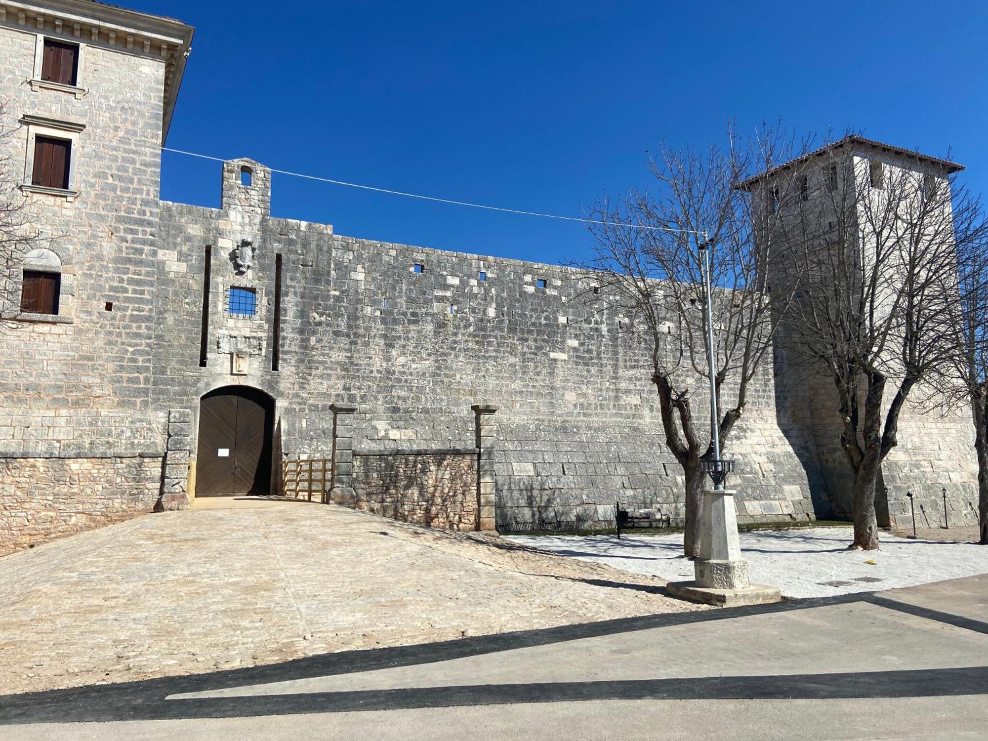 Teta Jana Apartment Smoljanci Bagian luar foto